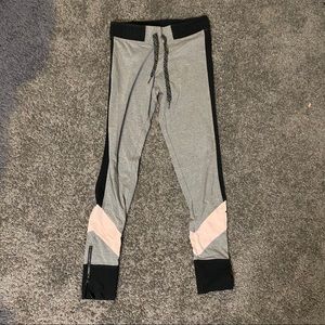 PINK Victoria’s Secret Leggings